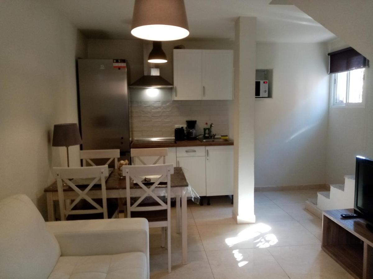 Beach Bungalow Port,Free Parking إِستيبونا المظهر الخارجي الصورة
