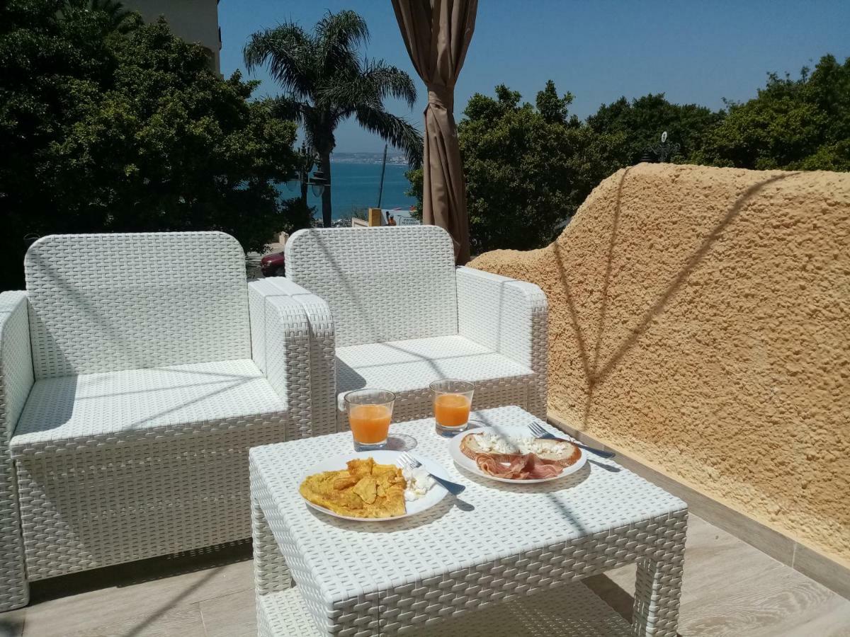 Beach Bungalow Port,Free Parking إِستيبونا المظهر الخارجي الصورة